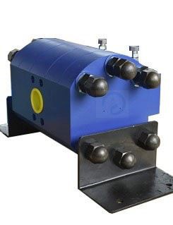 Kvaliteetne hüdraulilise käigu voolaja jagaja